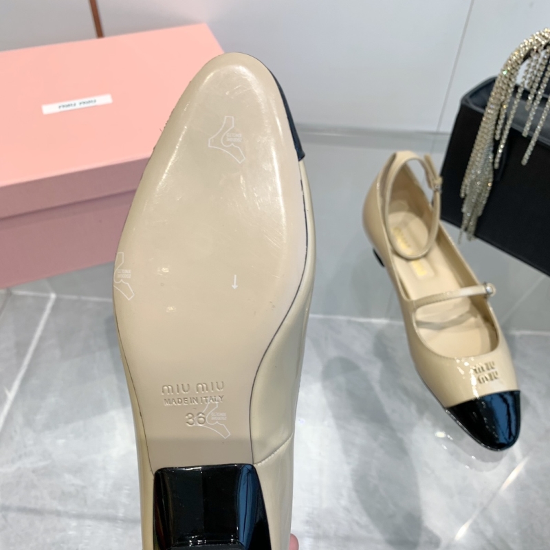 Miu Miu flat shoes